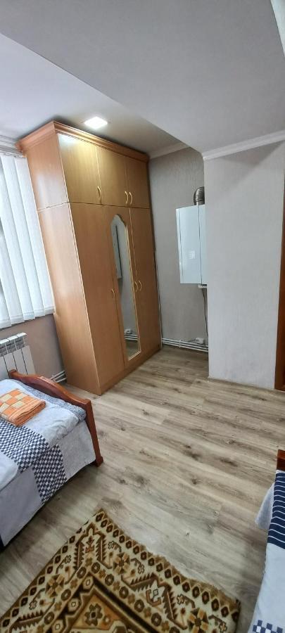 Dream House & Hostel Sevan Exterior photo