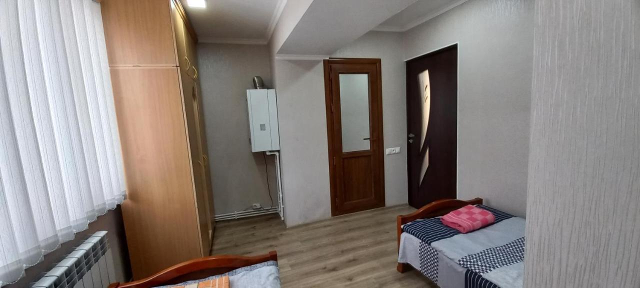 Dream House & Hostel Sevan Exterior photo